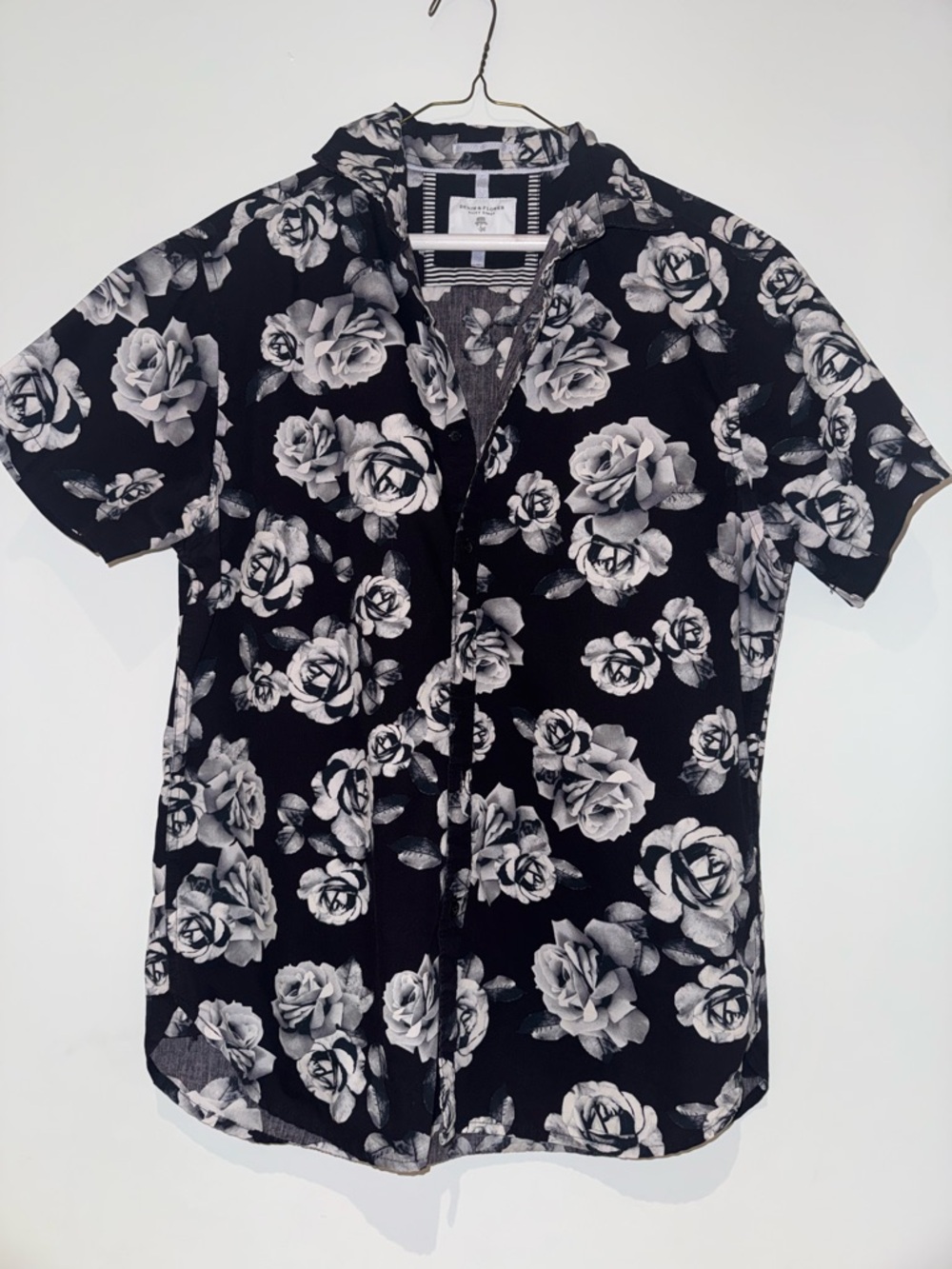Floral Button-Up Short Sleeve Shirt - Black & White